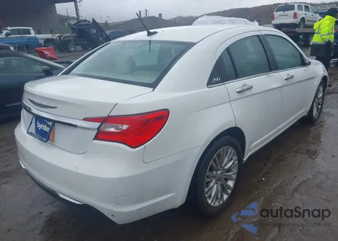 2012 Chrysler 200 Limited из США, поврежденный, VIN 1C3CCBCG8CN305122